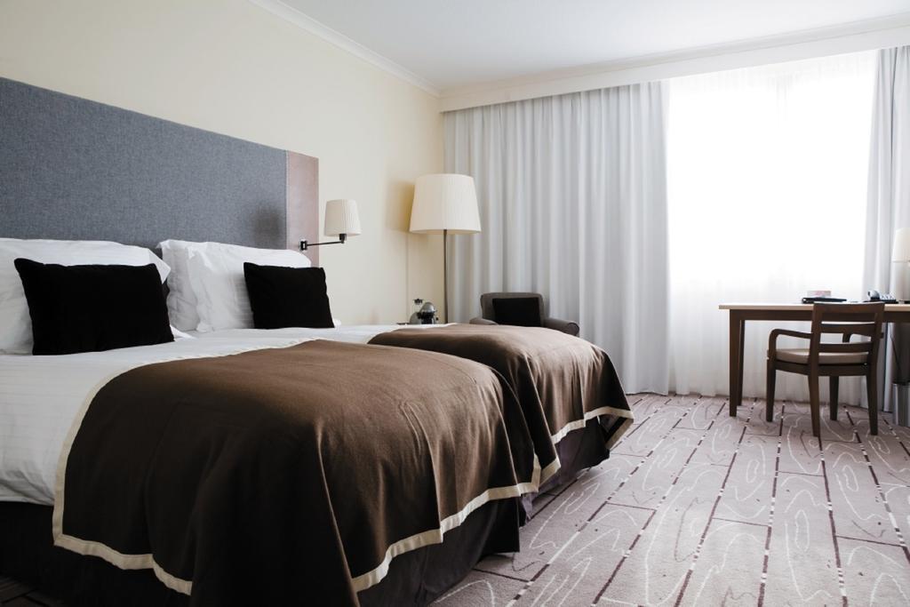 Radisson BLU Waterfront Hotel