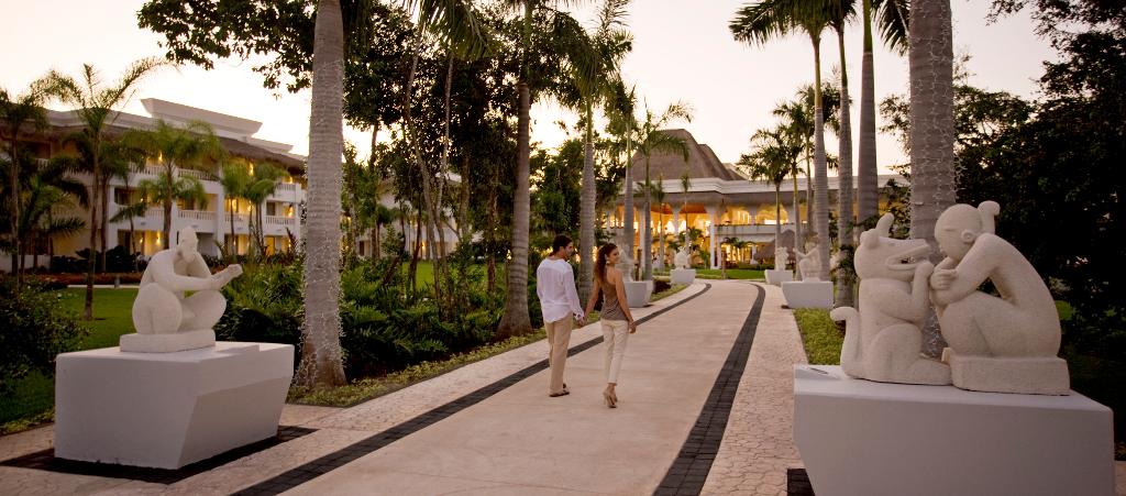 Grand Riviera Princess