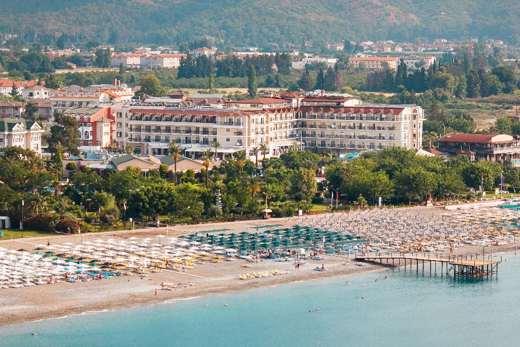 Loceanica Beach Resort