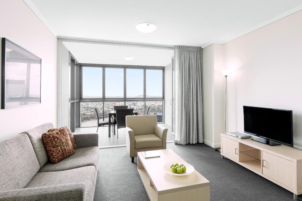 Oaks Brisbane on Charlotte Suites photo 28