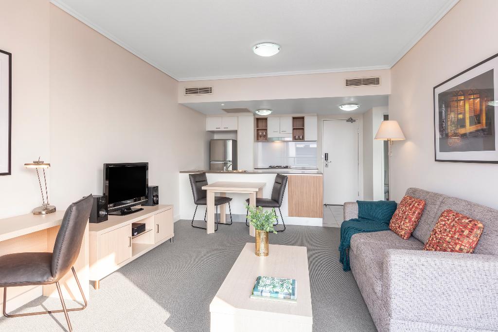 Oaks Brisbane on Charlotte Suites photo 6