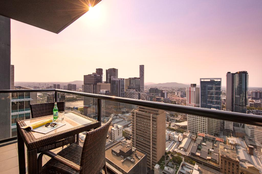 Oaks Brisbane on Charlotte Suites photo 32