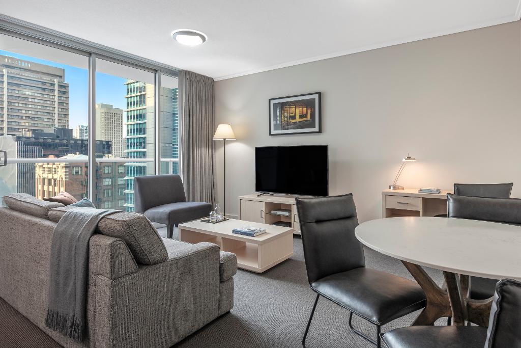 Oaks Brisbane Festival Suites photo 43