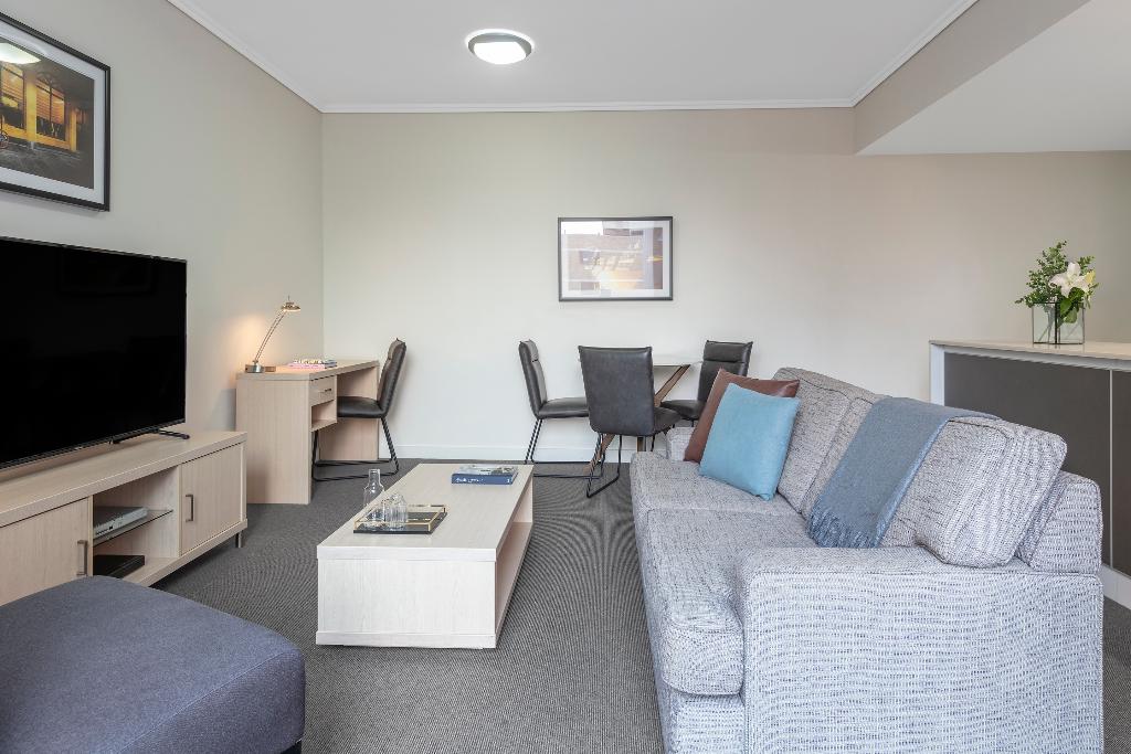 Oaks Brisbane Festival Suites photo 48