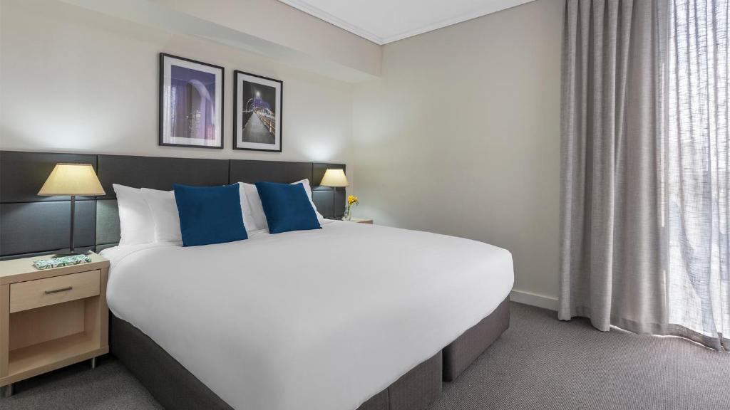 Oaks Brisbane Festival Suites photo 18