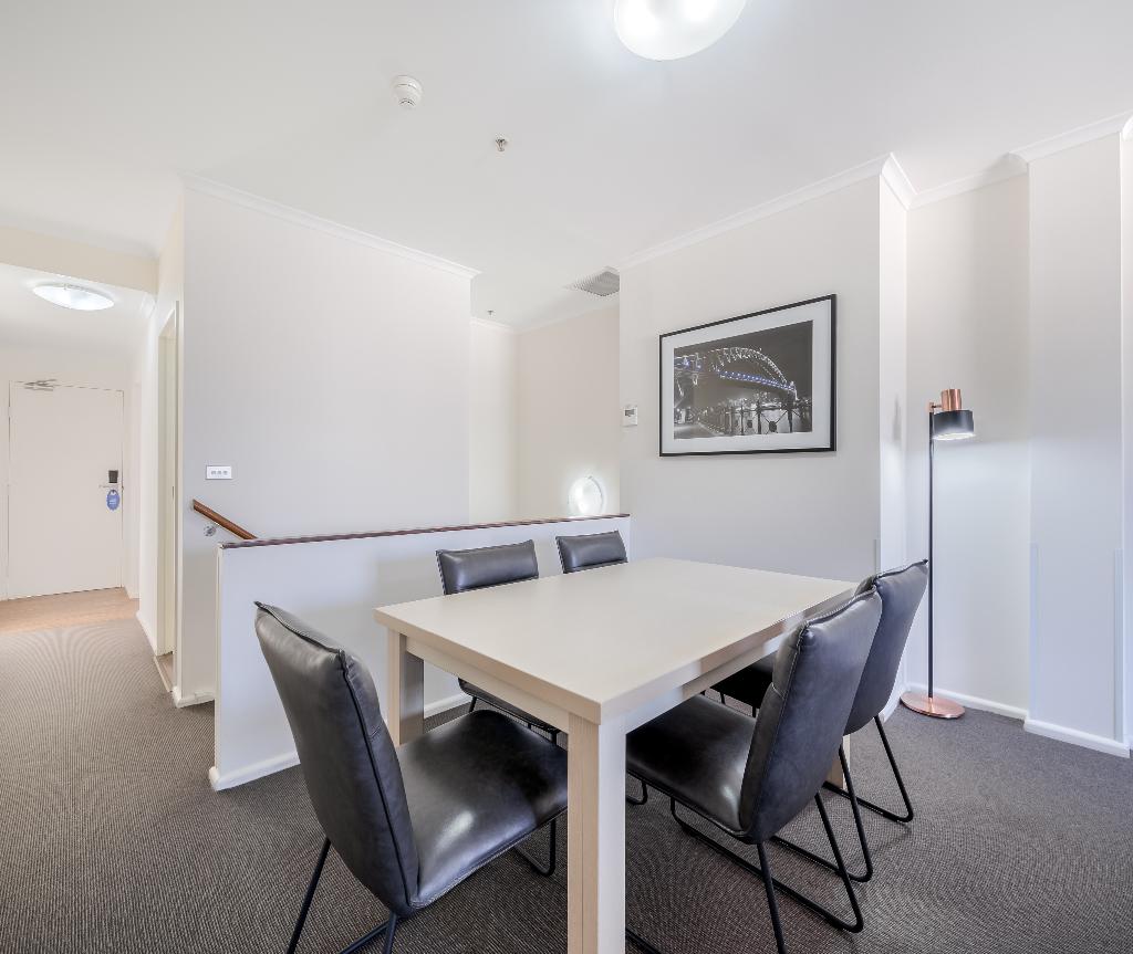 Oaks Sydney Goldsbrough Suites photo 30
