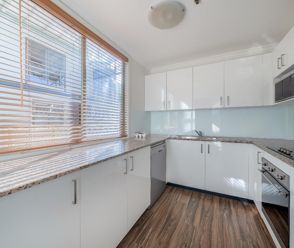 Oaks Sydney Goldsbrough Suites photo 31