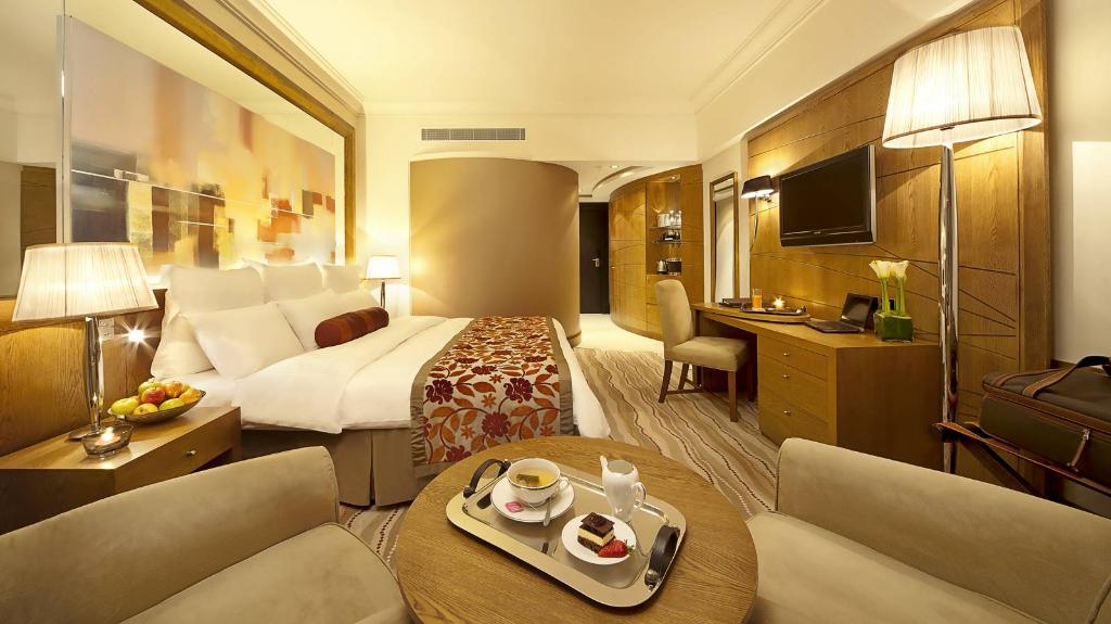 hotel-thumb