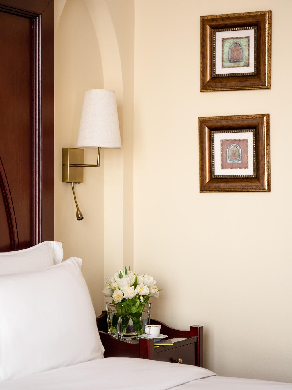 hotel-thumb