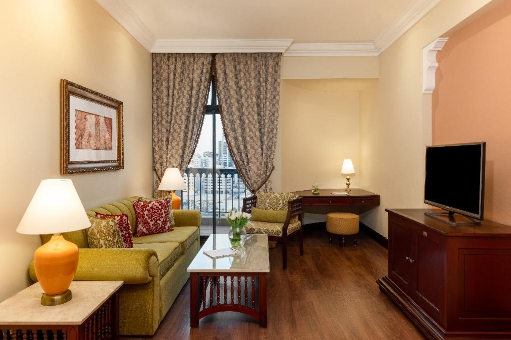 hotel-thumb