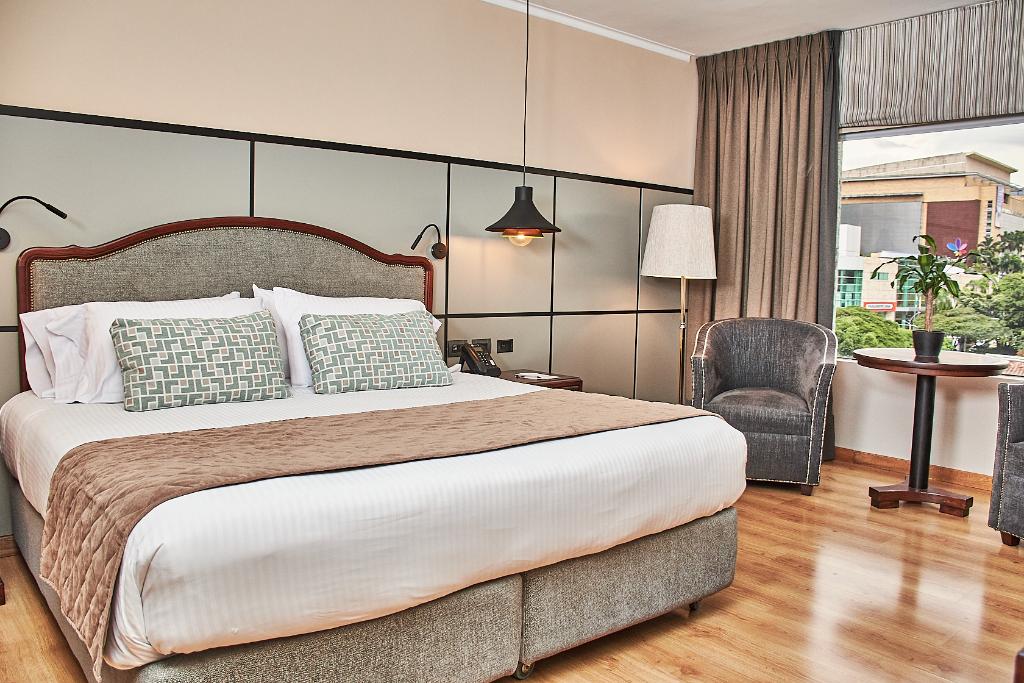 Hotel Poblado Plaza, Milla de Oro
