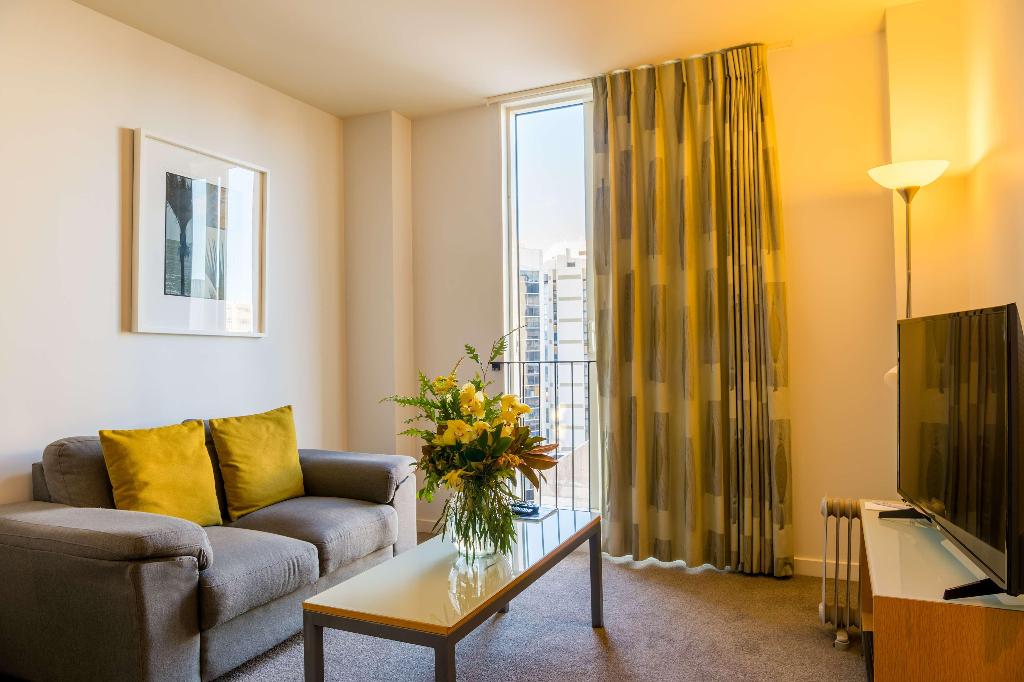 Astelia Apartment Hotel