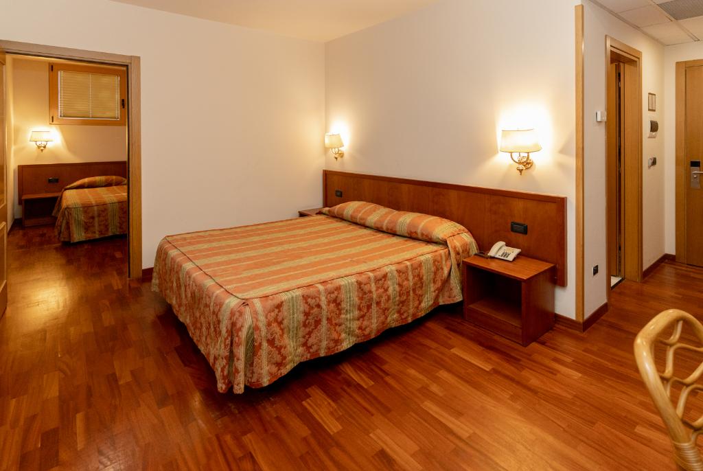 Hotel Tivoli, Italien, Tivoli. Großes 1