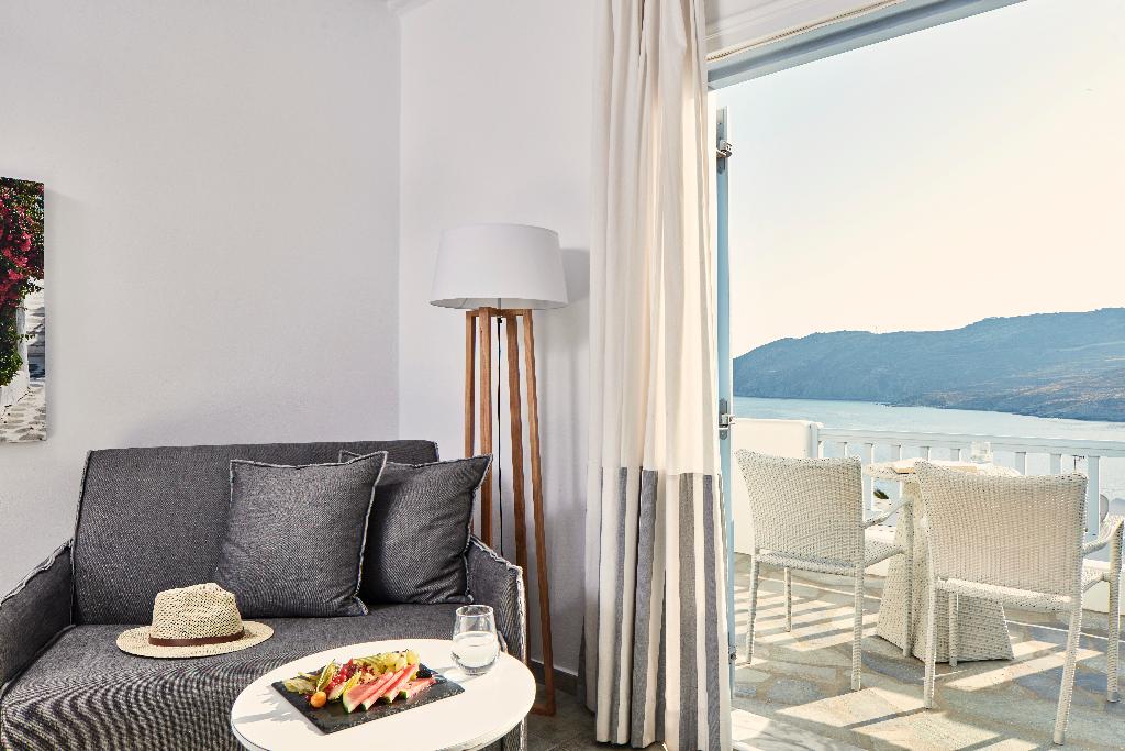 Archipelagos Hotel