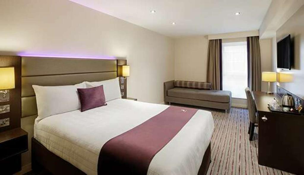 Premier Inn Banbury - M40 J11