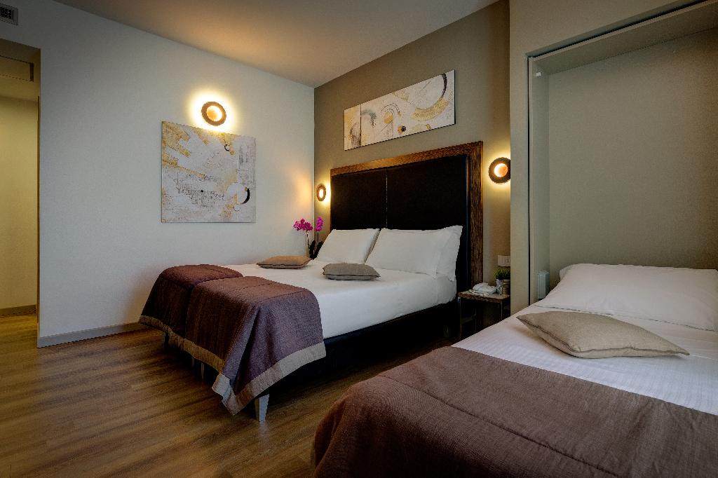 Al Manthia Hotel photo 45