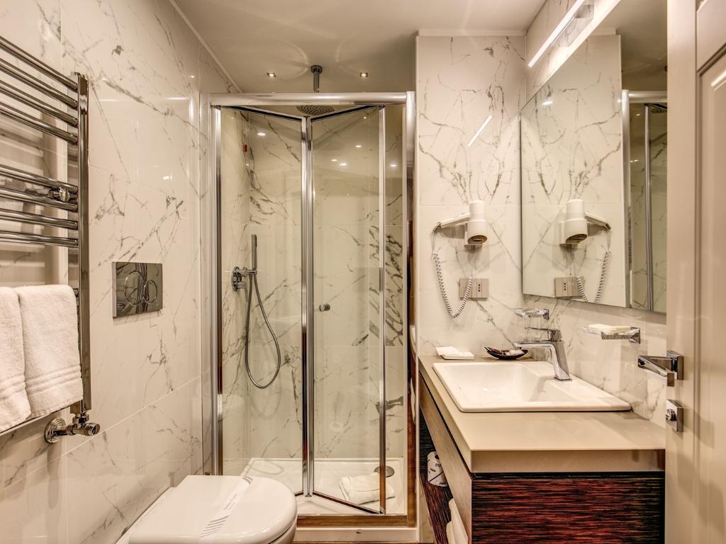 Al Manthia Hotel photo 42