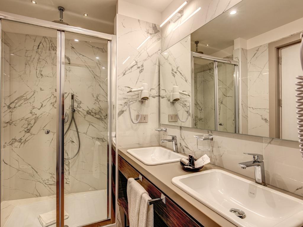 Al Manthia Hotel photo 31
