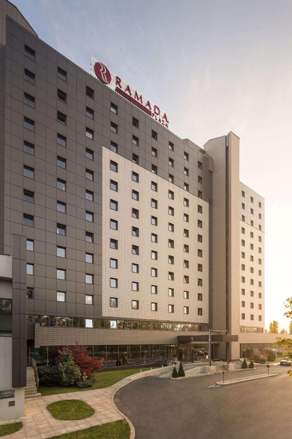 Ramada Plaza by Wyndham Bucharest Convention Cente