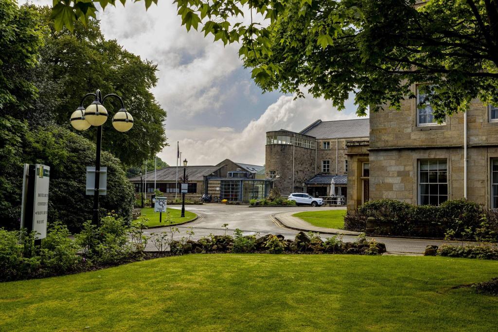 Weetwood Hall