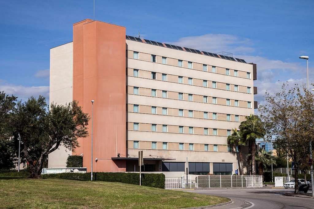 Hotel Travelodge Cornella Fira, Spanien, Cornellà de Llobregat. Großes 28