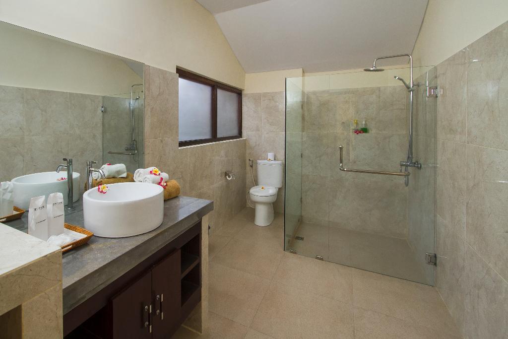 Bali Taman Beach Resort & Spa-Lovina