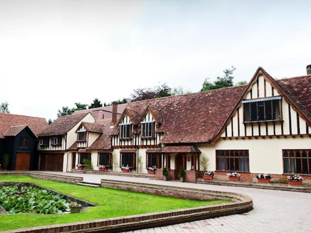 Great Hallingbury Manor, BW Signature Collec - General view