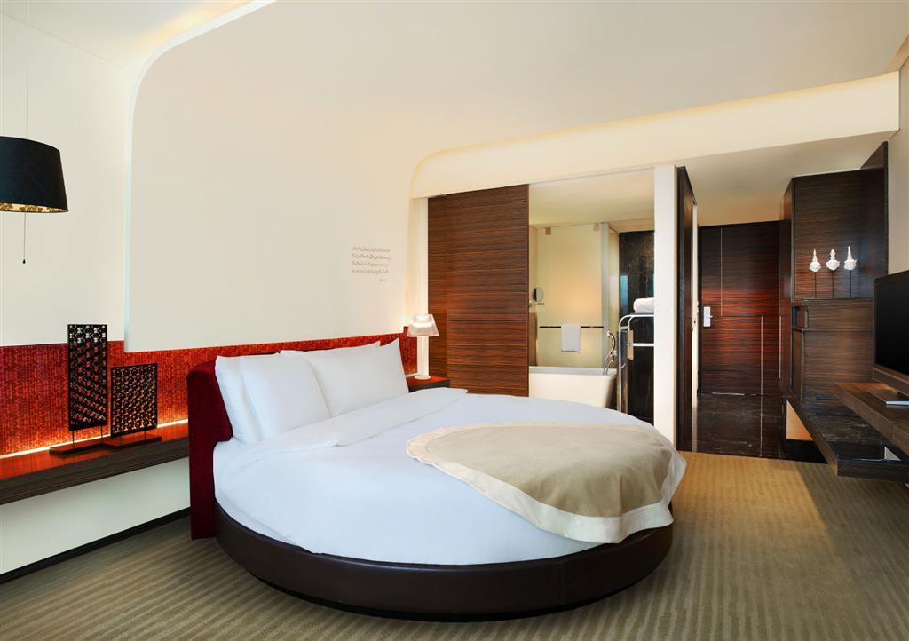 hotel-thumb