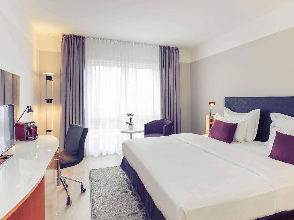 hotel-thumb
