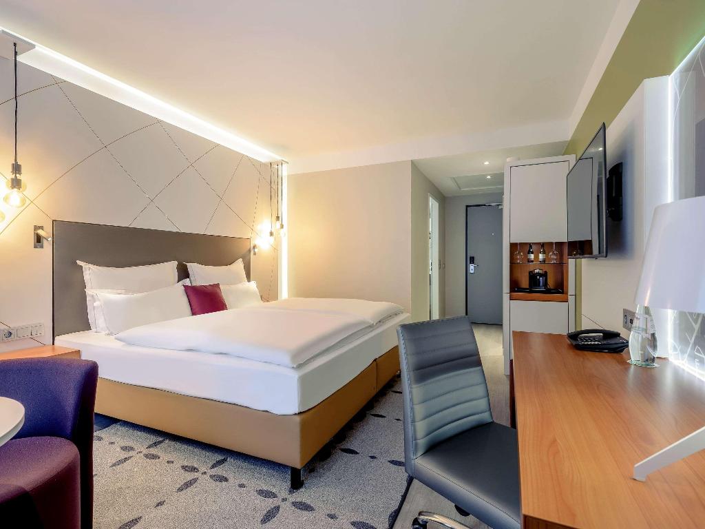 hotel-thumb