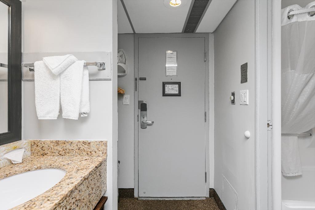Tonquin Inn Jasper photo 60