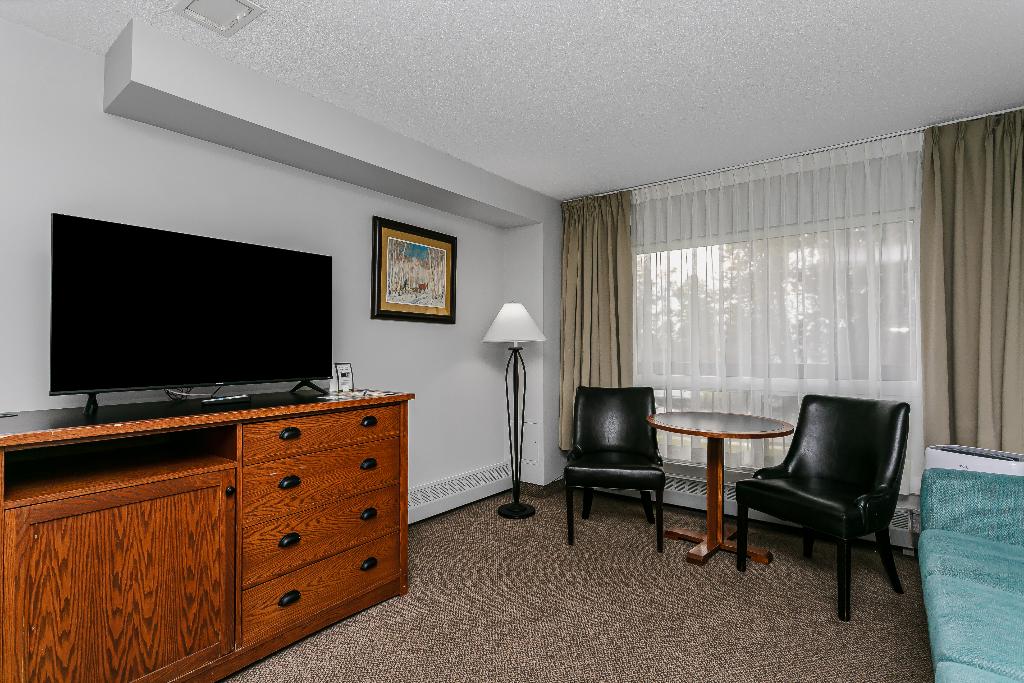 Tonquin Inn Jasper photo 40