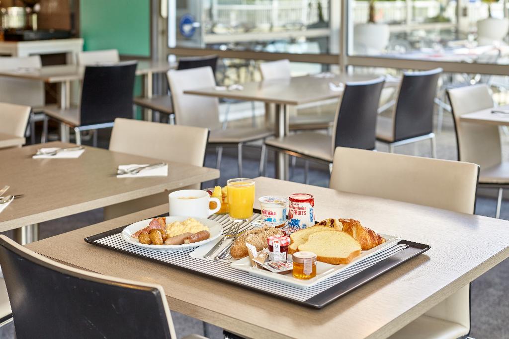 Hotel B&B HOTEL Cergy Port 4 étoiles, Frankreich, Cergy-Pontoise. Großes 2