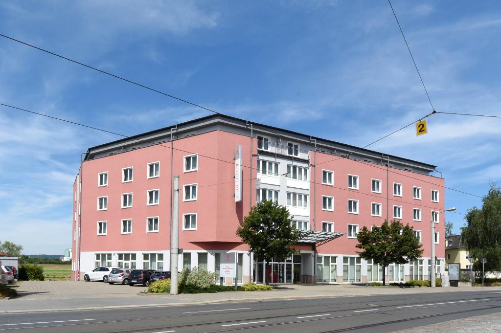 hotel-thumb