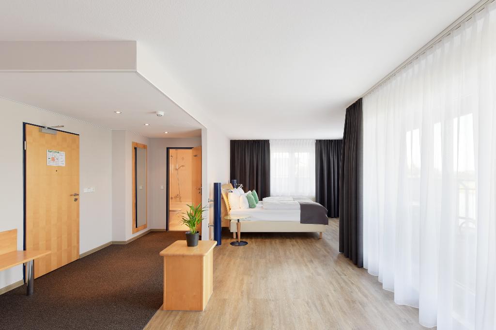 hotel-thumb