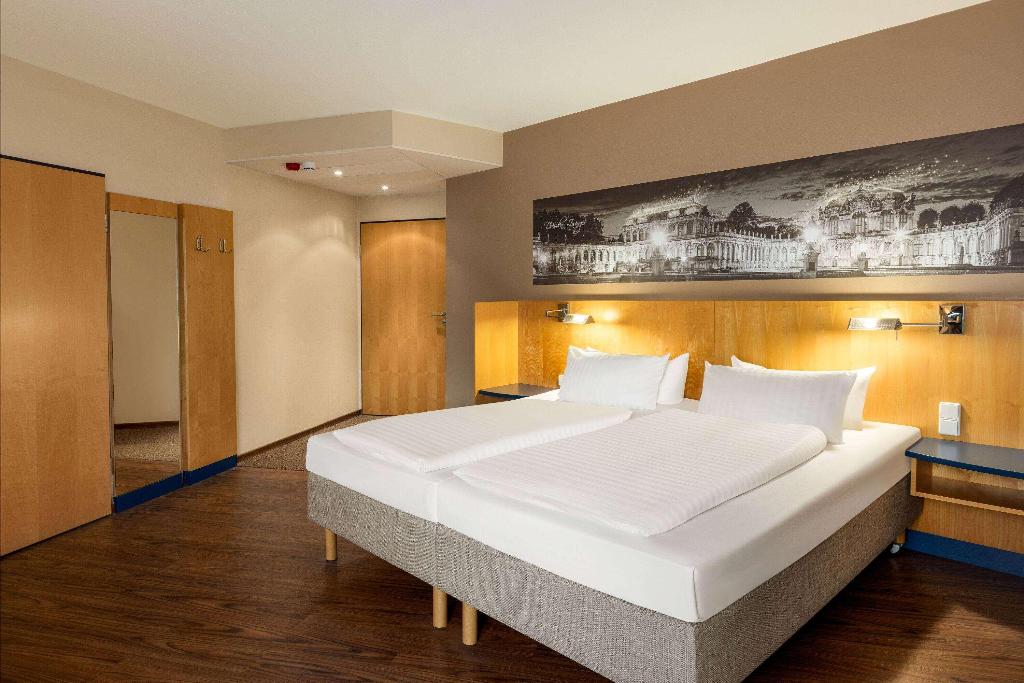 hotel-thumb