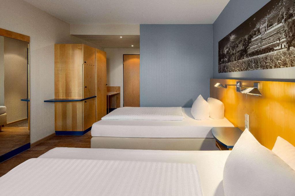 hotel-thumb
