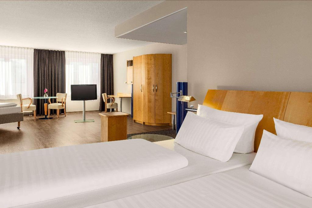 hotel-thumb