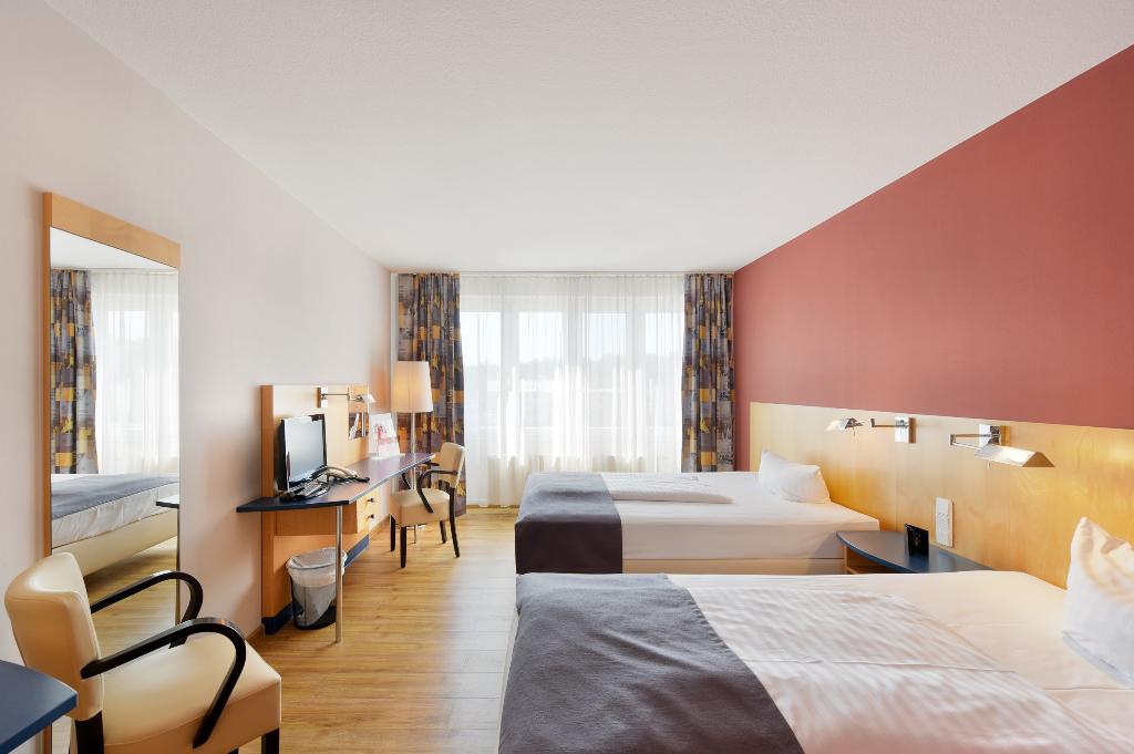 hotel-thumb