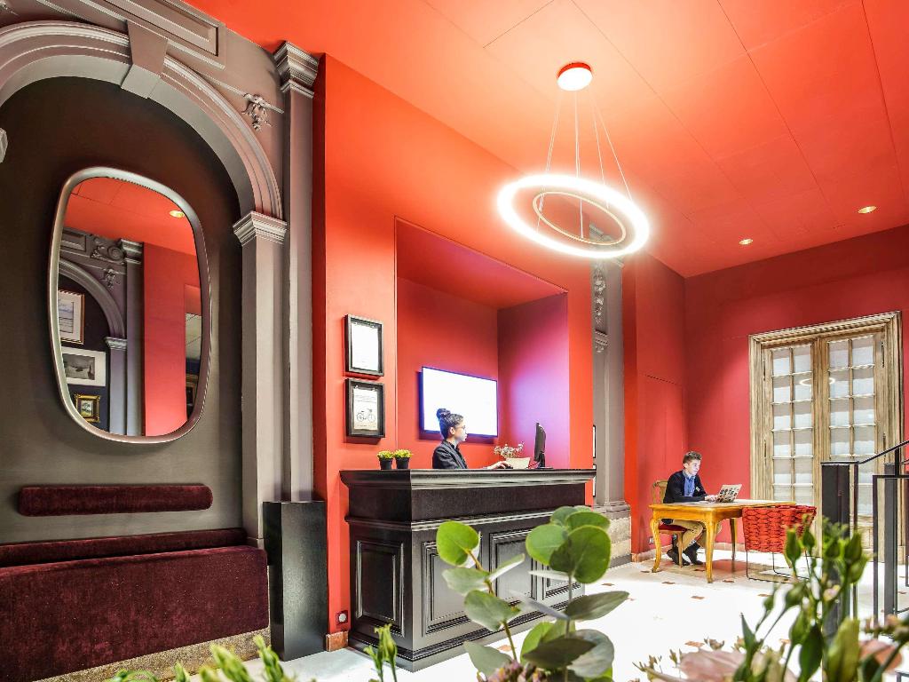 Mercure Rennes Place Bretagne Hotel