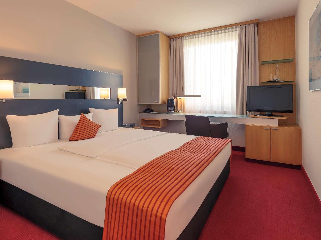 hotel-thumb