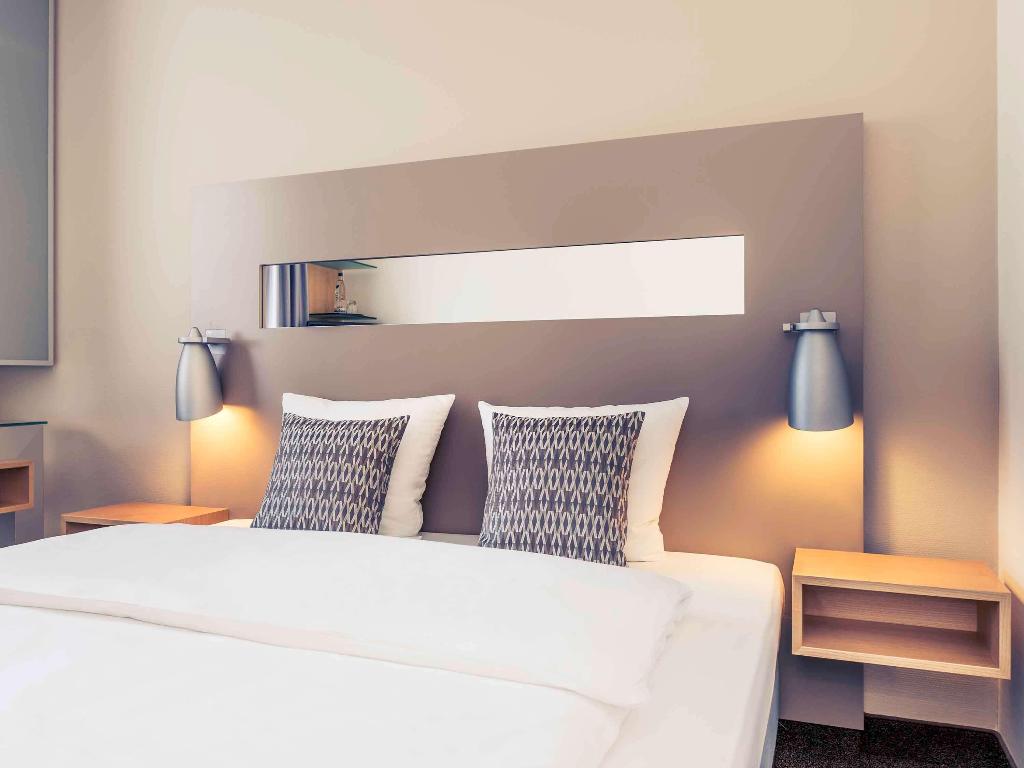 hotel-thumb