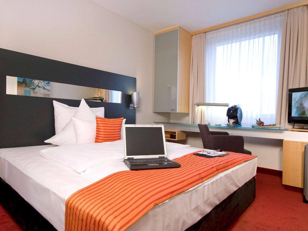 hotel-thumb
