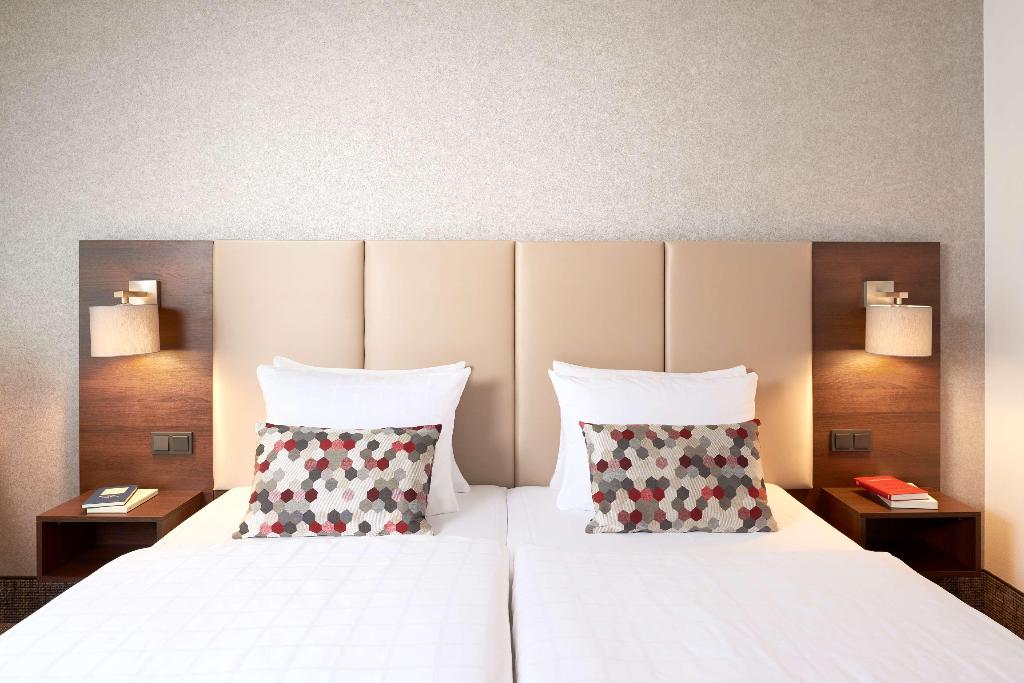 hotel-thumb