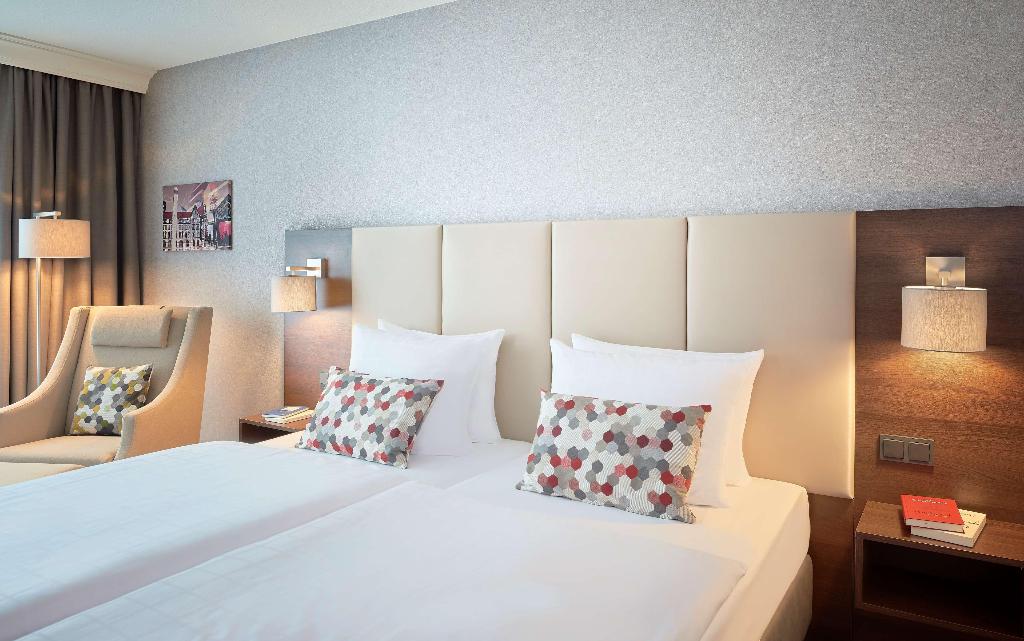 hotel-thumb