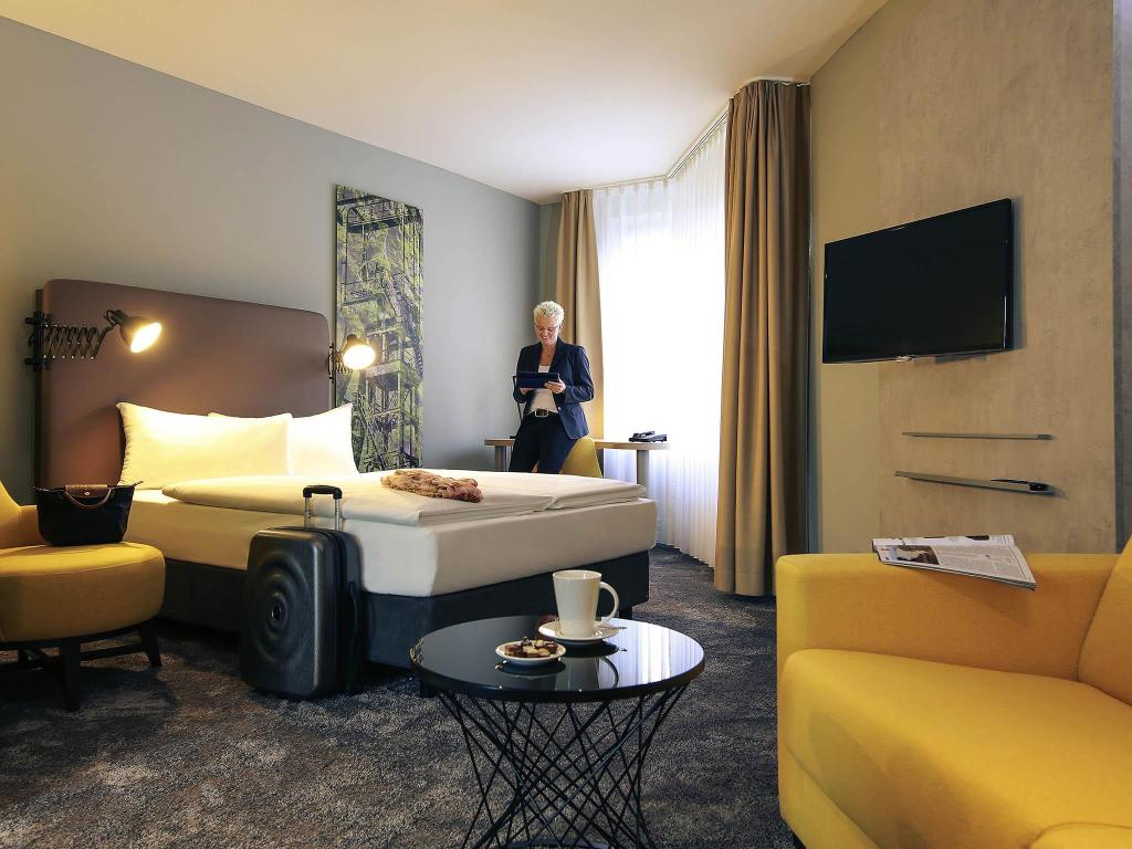 hotel-thumb