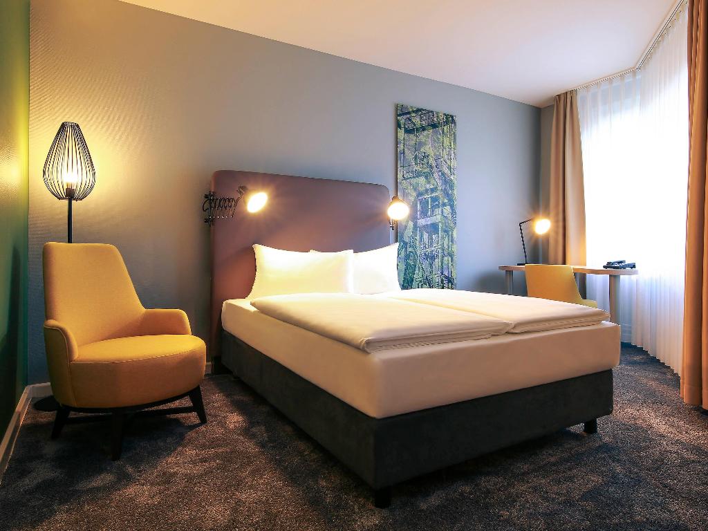 hotel-thumb