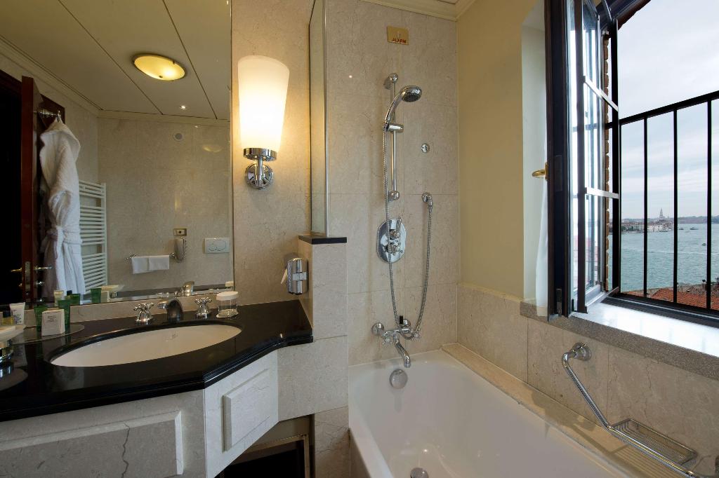 Imagem da galeria de Hilton Molino Stucky Venice