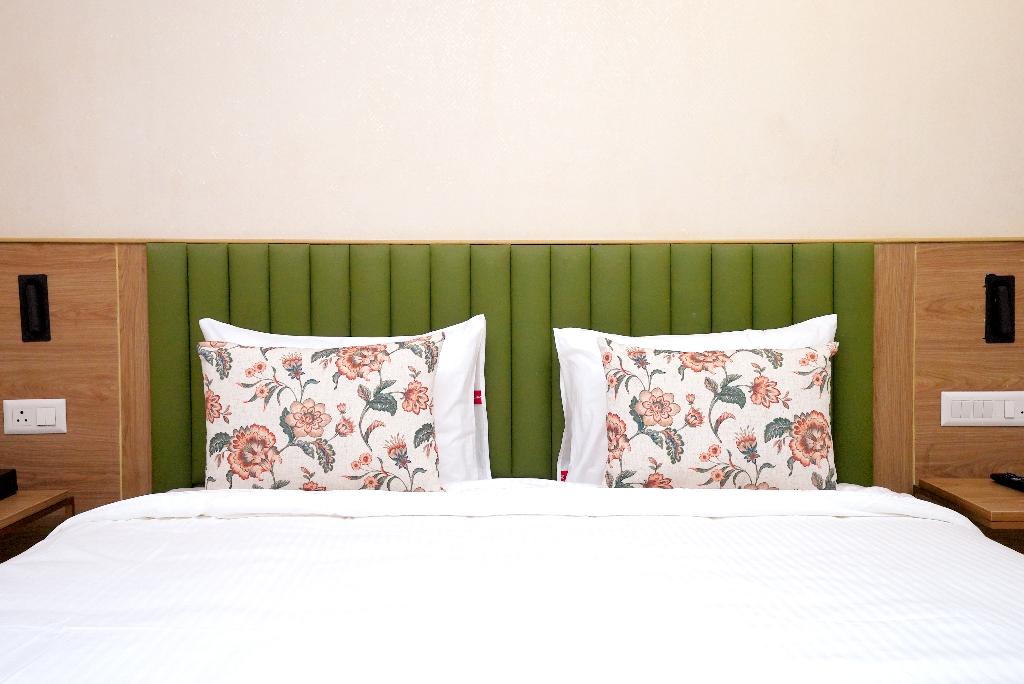 Hotel Limon Near Sector 29, Gurgaon
