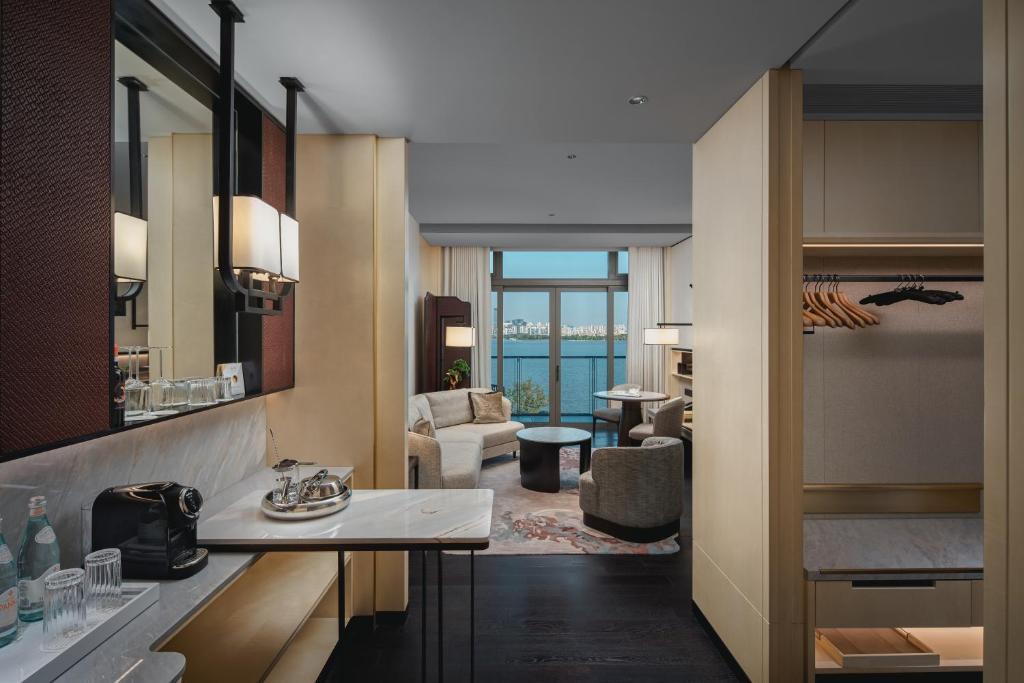 Four Seasons Hotel Suzhou